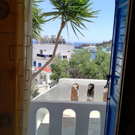 Oasis Hotel Loutro Exterior photo