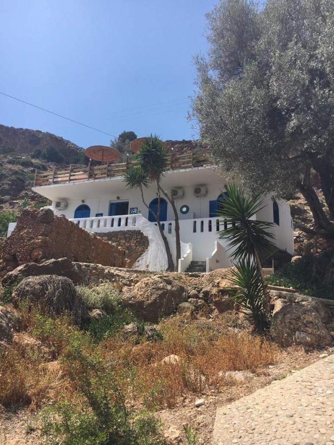 Oasis Hotel Loutro Exterior photo
