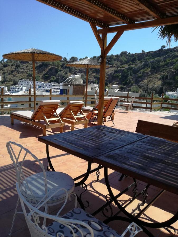 Oasis Hotel Loutro Exterior photo